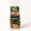 Sachet transparent de champignons mélange forestier Amyco debout sur un fond crème uniforme