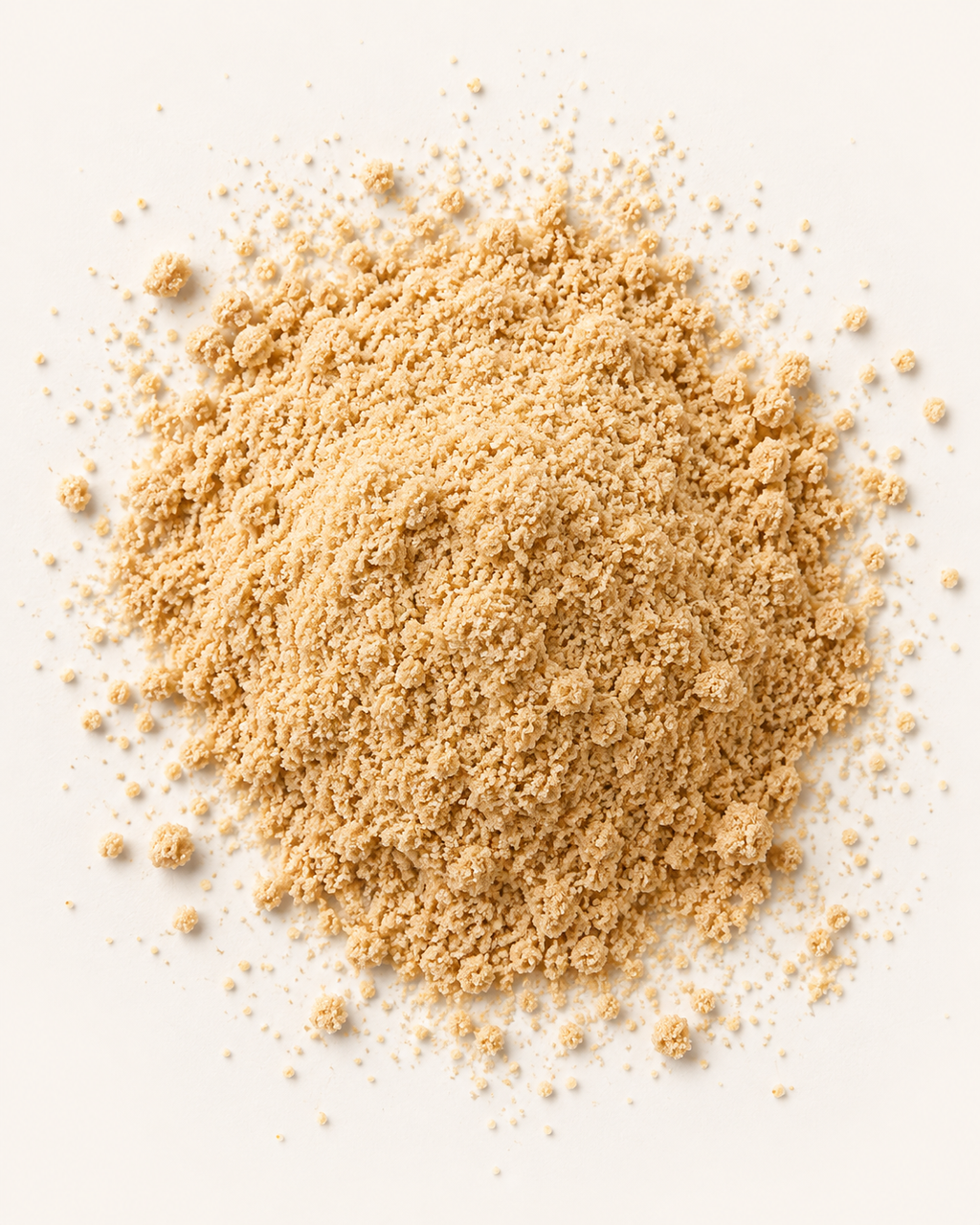 Sucre d'érable fin en poudre, sur fond clair